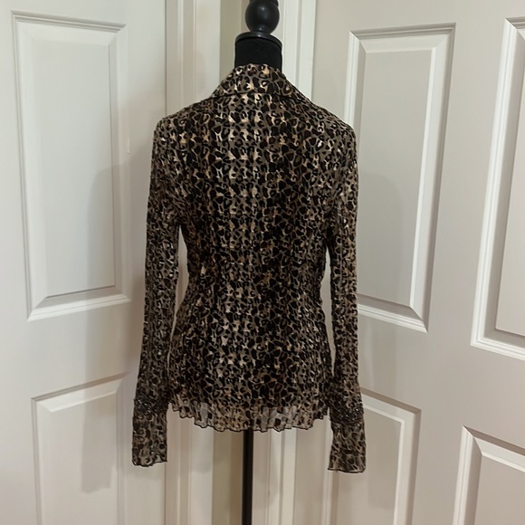 Mary L Couture, women’s, M, animal print blouse. 100% polyester. Like new! - Picture 8 of 10